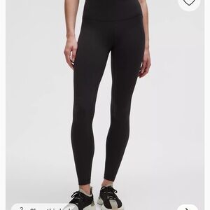 Women's Lululemon Wunder Training High Rise Leggings in Black